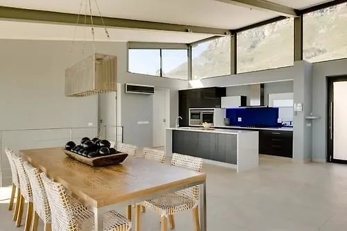 Hely Horizon Villa Camps Bay
